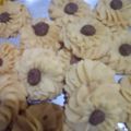 Cooksnap dari Reni Hidayati untuk resep 18. KueKer Semprit Bunga 1 kg