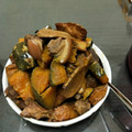 楊明珠 的 南瓜燒肉～清冰箱料理part1找到什麼煮什麼之燒肉 cooksnap
