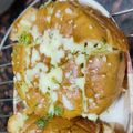 Priya Mulchandani का कुकस्नैप जब उन्होंने गार्लिक ब्रेड(garlic bread recipe in hindi) बनाया था।