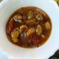 ÝTumpa Bose's cooksnap of when they made মিক্সড ফ্রুট টমেটো চাটনি (Mixed fruit tomato chutney recipe in Bengali).