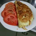 El cooksnap de walter79 cuando hizo Omelette de tomate y palta.
