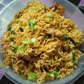 Cooksnap Wanish Baked semasa beliau membuat Maggi Kari Goreng Ala Mamak.