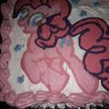Cooksnap dari ika mayrose untuk resep Birthday Cake (buttercream transfer)