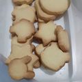 Cooksnap dari Herna Guan untuk resep Vanilla white cookies with icing sugar