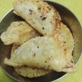 Shruti loudhi का कुकस्नैप जब उन्होंने गुजिया(gujiya recipe in hindi) बनाया था।