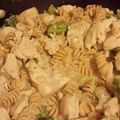 bunita.soliz's cooksnap of when they made Five minute Alfredo sauce.