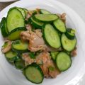 韓小步's cooksnap of when they made 醃後腿豬肉片炒黃瓜.