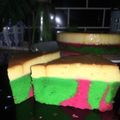 Cooksnap Saturday.april_14 semasa beliau membuat Kek Puding Karamel Pelangi.