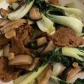 懷孕中的地獄廚神學煮菜 的 青江菜炒鴻喜菇 cooksnap