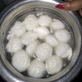 sandhiya का कुकस्नैप जब उन्होंने रसगुल्ला (rasgulla recipe in Hindi) बनाया था।