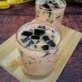 Cooksnap Norashikin Rahmat semasa beliau membuat Teh Ais Cincau.