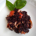 il Patrizia Fregonese quando ha preparato Insalata di riso nero con gamberi, basilico, pomodorini e fagiolini