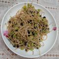 林宥彤 的 大埔鐵板燒風=豆芽菜加黑胡椒 cooksnap