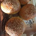 Bettina Sohajda Cooksnap-ja, amikor elkészítette a(z) Hamburger zsemle receptet.