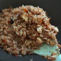 Cooksnap Norida Alias semasa beliau membuat Nasi Goreng Belacan Ikan Bilis.