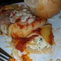 Cheyenne :)'s cooksnap of when they made Spinach and Ricotta Stuffed Shells.
