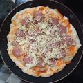 Cooksnap dari Annisa Maya untuk resep Pizza teflon takaran sendok(tanpa telur dan susu)