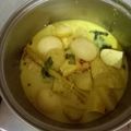 Cooksnap dari Sugita Erlin untuk resep 38.Opor ayam campur tahu, telor &kentang