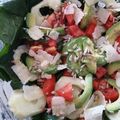 El cooksnap de Bibi García cuando hizo Ensalada simple de hojas de espinacas crudas con aguacate, pepino y tomates.