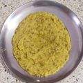 Isha mathur का कुकस्नैप जब उन्होंने मूंग दाल और चावल मटर की खिचड़ी (Moong dal aur chawal matar ki khichdi recipe in Hindi) बनाया था।