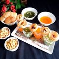 Sushma Kumari का कुकस्नैप जब उन्होंने खट्टा मीठा तीखा होममेड गोलगप्पे (Khatta mitha teekha homemade golgappe recipe in hindi) बनाया था।