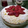 El cooksnap de analucrezia cuando hizo Bizcocho genovés relleno de nata y fresas.