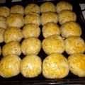 El cooksnap de bren adabella cuando hizo Pancitos saborizados caseros.