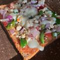 Deepa का कुकस्नैप जब उन्होंने होममेड ब्रेड पिज़्ज़ा (Homemade bread pizza recipe in Hindi) बनाया था।
