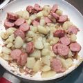 JazzminiKitty's cooksnap of when they made potatoe and sausage.