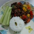 Cooksnap Anna Yusof semasa beliau membuat Daging cincang lada hitam.