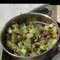 seema का कुकस्नैप जब उन्होंने अंकुरित मूंग दाल चाट (Ankurit moong dal chaat recipe in hindi) बनाया था।