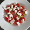 El cooksnap de Antonia García Fernández cuando hizo Ensalada de tomate cherry, aguacate y mozzarella con pesto de nueces y albahaca.