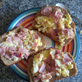 El cooksnap de Anais Pinto cuando hizo Huevos revueltos con jamón 🍳.