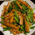 美少女戰士_兩光仙子 的 韭菜花豆干炒肉絲 cooksnap
