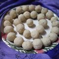 Bakul Samantha Sarkar's cooksnap of when they made চিনির নারকেল নাড়ু(chinir narkel naru recipe in Bengali).