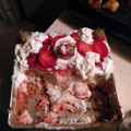 vina.vj52's cooksnap of when they made Strawberry Jello/Poke Cake.