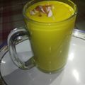 Mayank Negi का कुकस्नैप जब उन्होंने मैंगो लस्सी (Mango lassi recipe in Hindi) बनाया था।