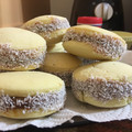 El cooksnap de cristinarecetas cuando hizo Alfajores de maizena (fécula y harina).
