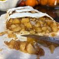 El cooksnap de Julia Laguzzi cuando hizo Strudel de manzanas 🍎 súper fácil y rápido.