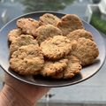 Alka Bhandari's cooksnap of when they made Methi Mathri 🥮🥮.