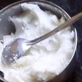 Riya Grover का कुकस्नैप जब उन्होंने होम मेड बटर (homemade butter recipe in Hindi) बनाया था।