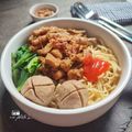 Cooksnap dari Nuniek Wijayanti untuk resep (52).Ayam dan ceker kecap (untuk toping mie ayam)