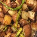 artslance's cooksnap of when they made Roasted Garlic Red Potatoes with Green Beans.