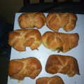 Rafia Saeed Abjmom16's cooksnap of when they made Bow tie buns.