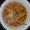El cooksnap de Alfa Omega cuando hizo Garbanzos con alitas de pollo, especia y toque de pimentón.