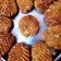Mrinalini Sinha का कुकस्नैप जब उन्होंने ठेकुआ (Thekua recipe in hindi) बनाया था।