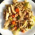 El cooksnap de Javier Veliz Vargas cuando hizo Tallarines chinos tres delicias 🥡.