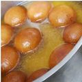 Bushra Jawad's cooksnap of when they made Eggless gulab jamon.
