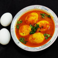 Priya Mulchandani का कुकस्नैप जब उन्होंने ढाबा स्टाइल एग करी ( dhaba style egg curry recipe in Hindi बनाया था।