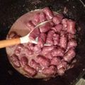 El cooksnap de Alba M Herrero cuando hizo Salchichas encebolladas al vino tinto.